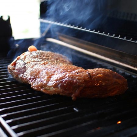 Grillattu maminha ja kuusenkerkkien kera valkoviinissä haudutetut juuripersiljat 2